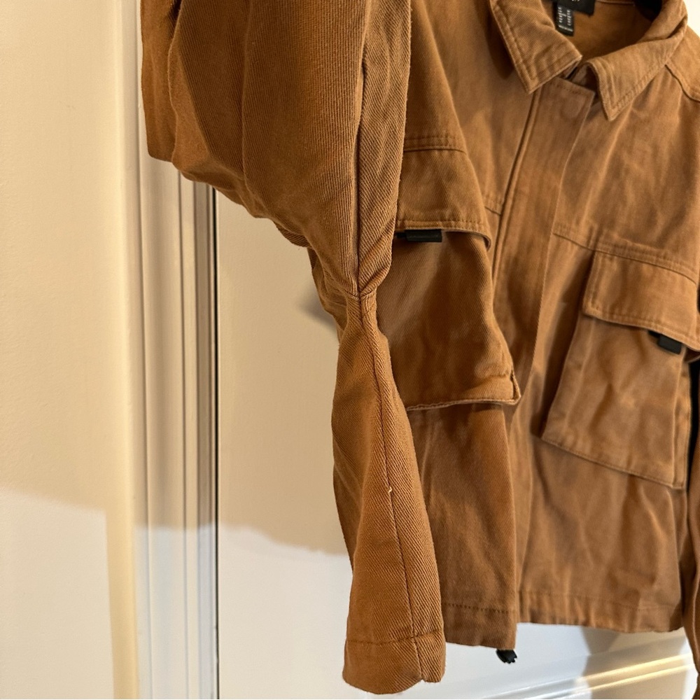 Forever 21 Plus Cropped Jacket in Tan Canvas - Picture 7 of 12